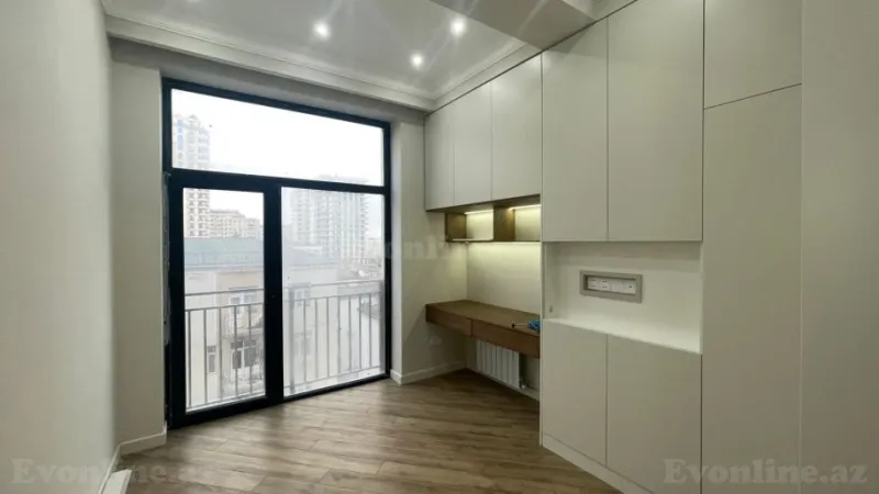 Satılır 4 otaqlı Mənzil Yeni tikili 148.3 m² 28 May m. - şəkil 14