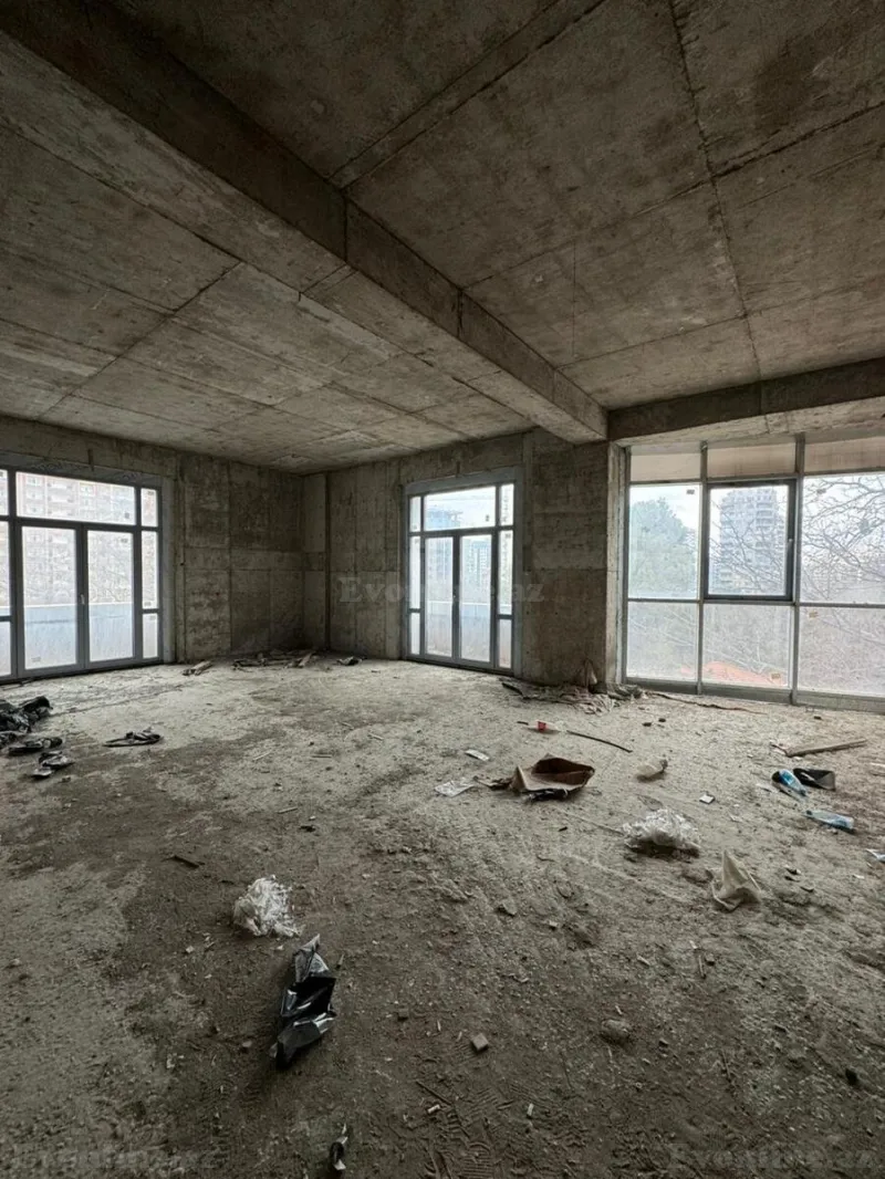 Satılır 4 otaqlı Mənzil Yeni tikili 224 m² Nizami m. - şəkil 5