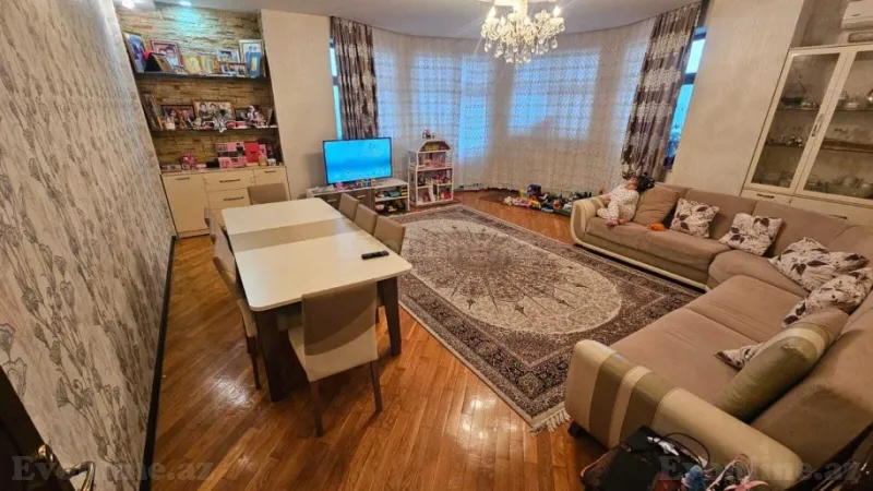 Satılır 2 otaqlı Mənzil Yeni tikili 106 m² Neftçilər m.
