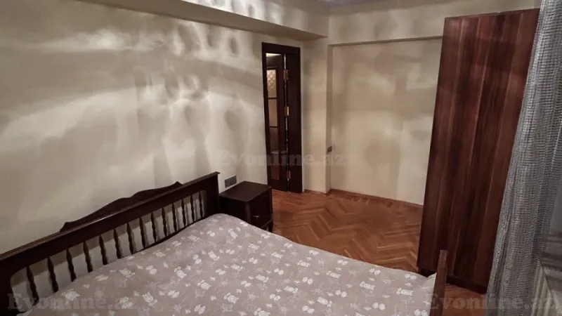 Kirayə verilir 3 otaqlı Mənzil Köhnə tikili 100 m² Nəsimi r. - şəkil 8