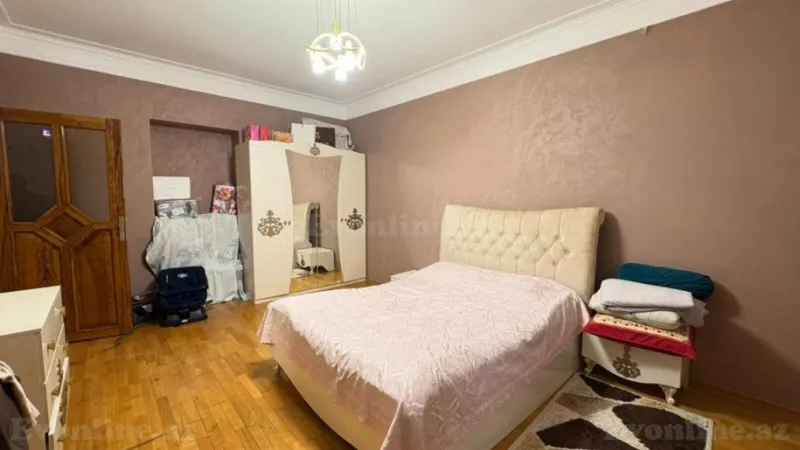 Satılır 3 otaqlı Mənzil Köhnə tikili 91 m² Nərimanov r. - şəkil 8