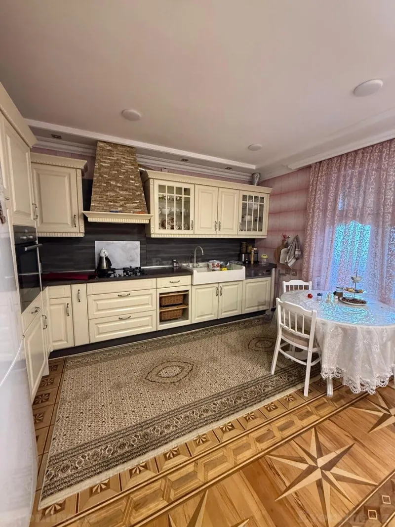 Kirayə verilir 3 otaqlı Mənzil Köhnə tikili 85 m² Nərimanov r. - şəkil 6