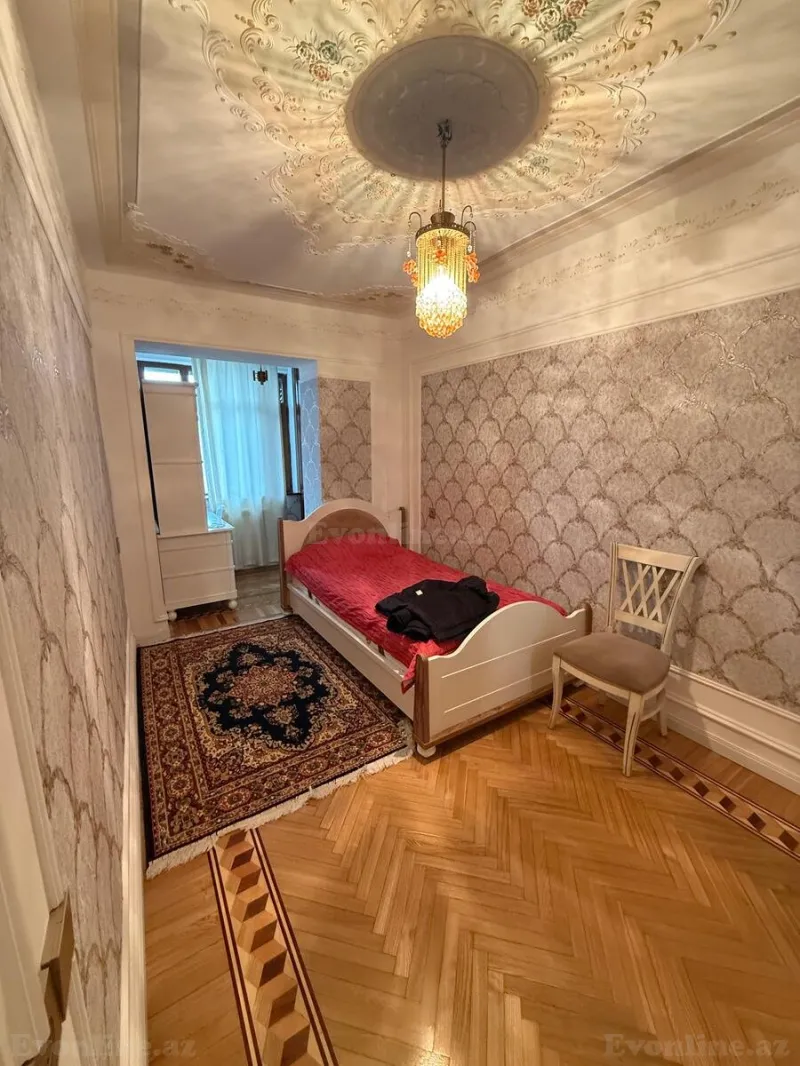 Kirayə verilir 3 otaqlı Mənzil Köhnə tikili 85 m² Nərimanov r. - şəkil 13