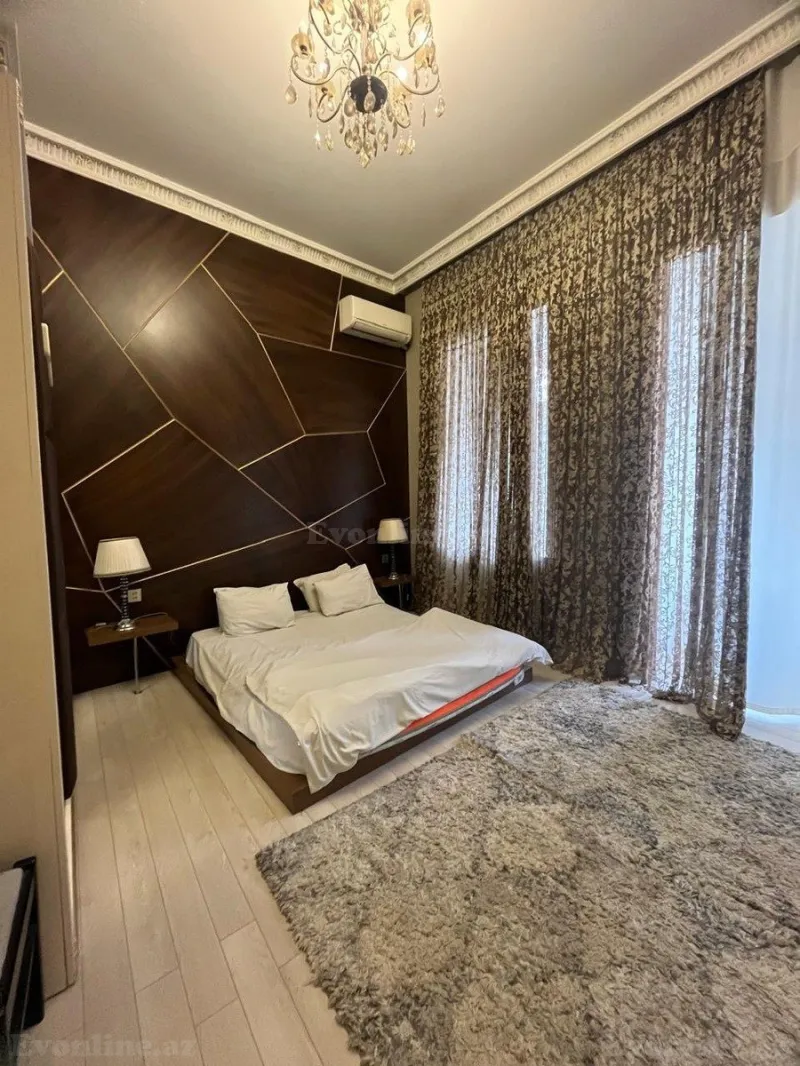 Satılır 5 otaqlı Mənzil Köhnə tikili 130 m² İçərişəhər m. - şəkil 3