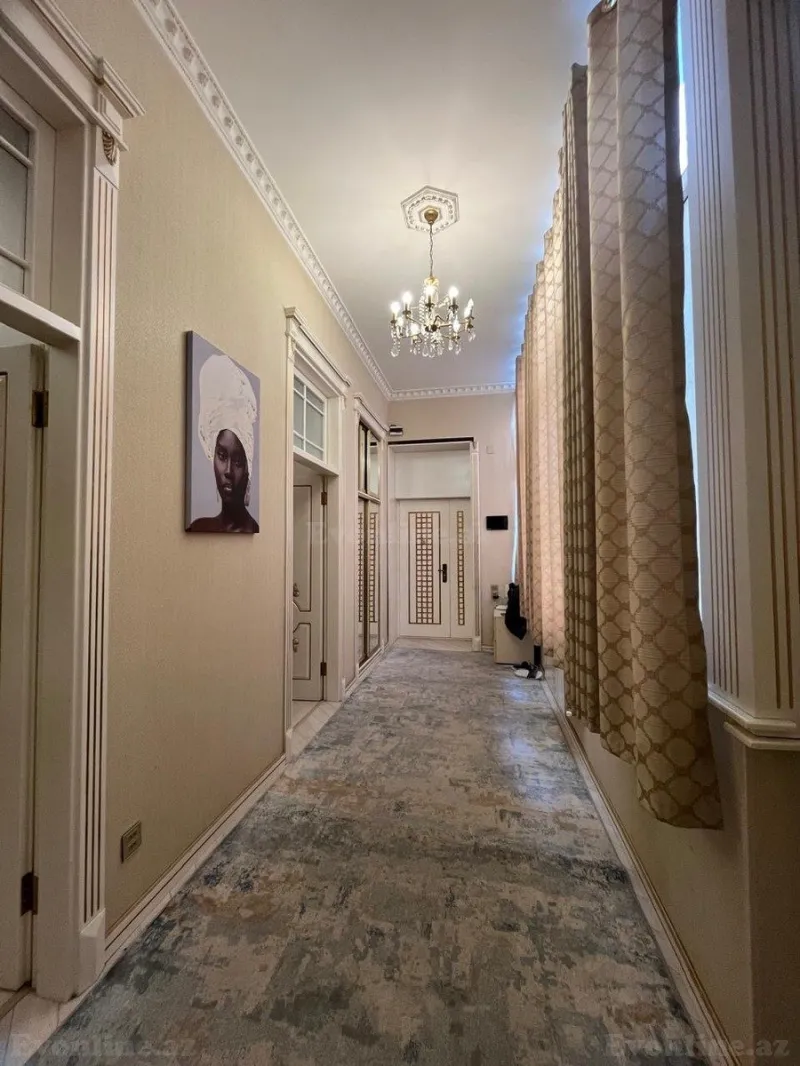 Satılır 5 otaqlı Mənzil Köhnə tikili 130 m² İçərişəhər m. - şəkil 7