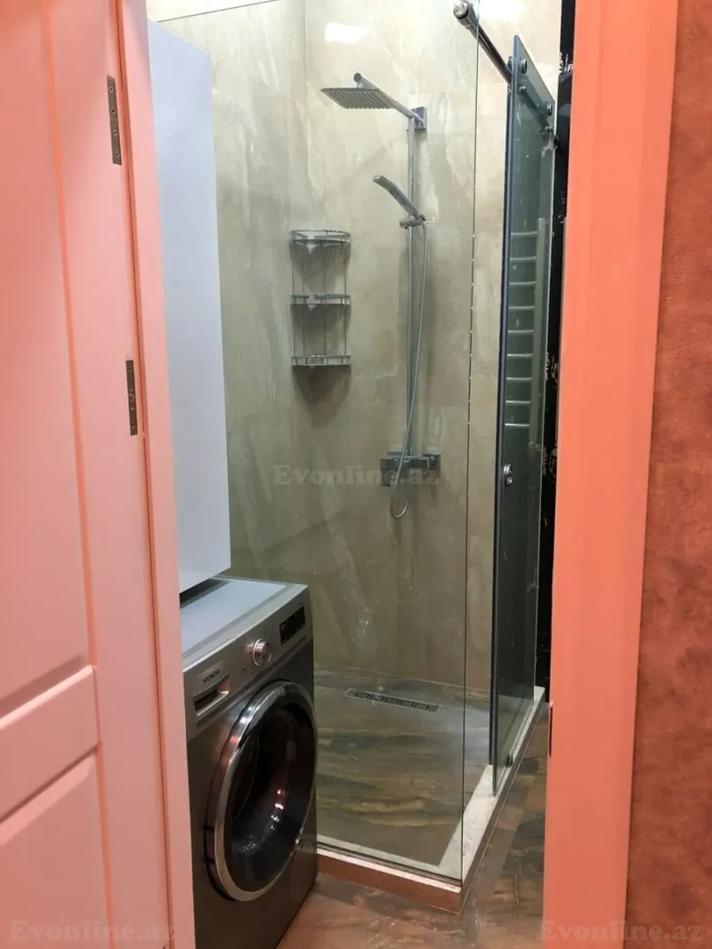 Kirayə verilir 2 otaqlı Mənzil Köhnə tikili 70 m² Sahil m. - şəkil 2