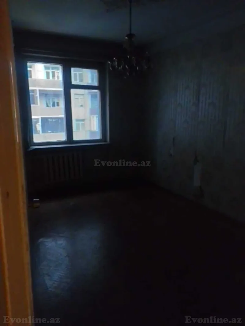 Satılır 5 otaqlı Mənzil Köhnə tikili 120 m² 9-cu mikrorayon - şəkil 3