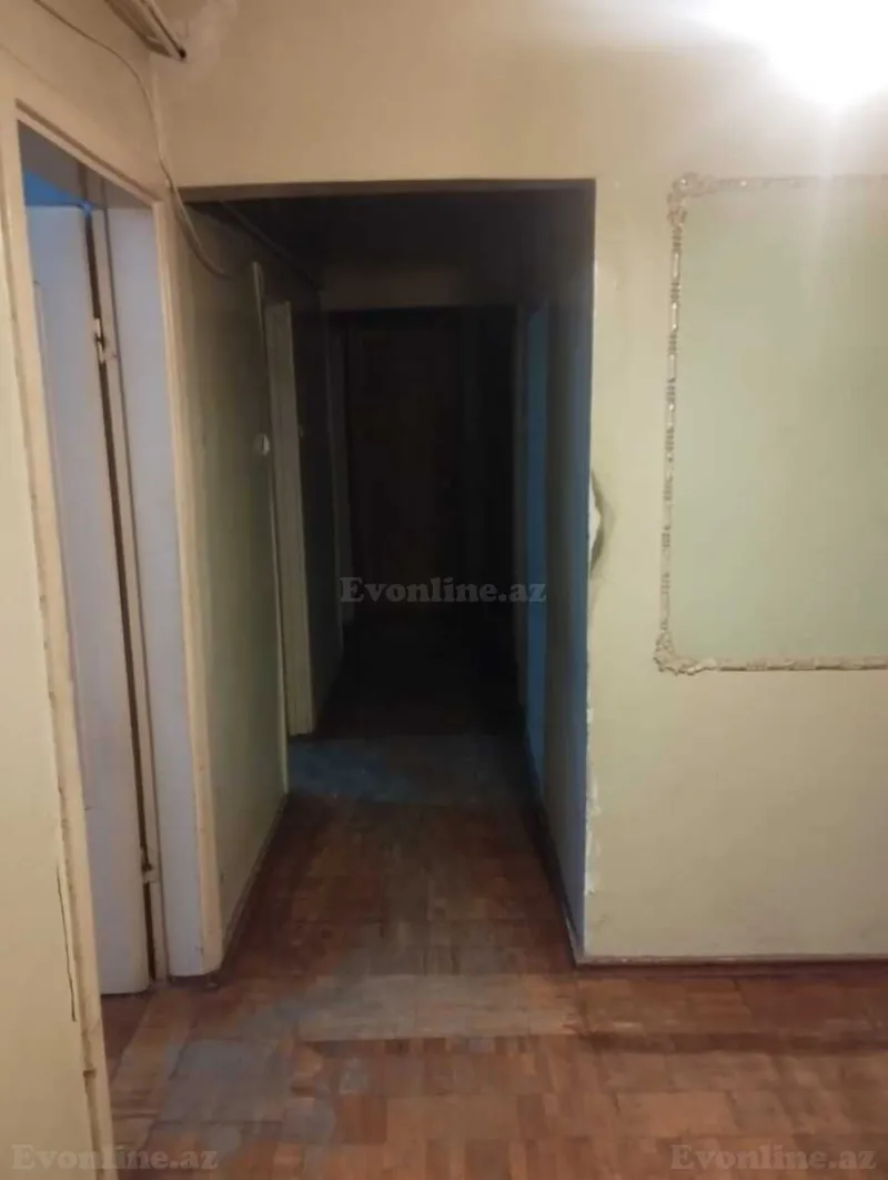 Satılır 5 otaqlı Mənzil Köhnə tikili 120 m² 9-cu mikrorayon - şəkil 4