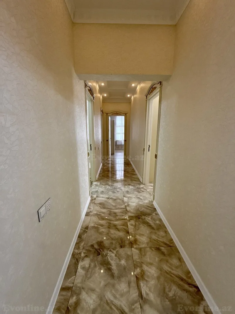 Satılır 4 otaqlı Mənzil Yeni tikili 150 m² Memar Əcəmi m. - şəkil 8