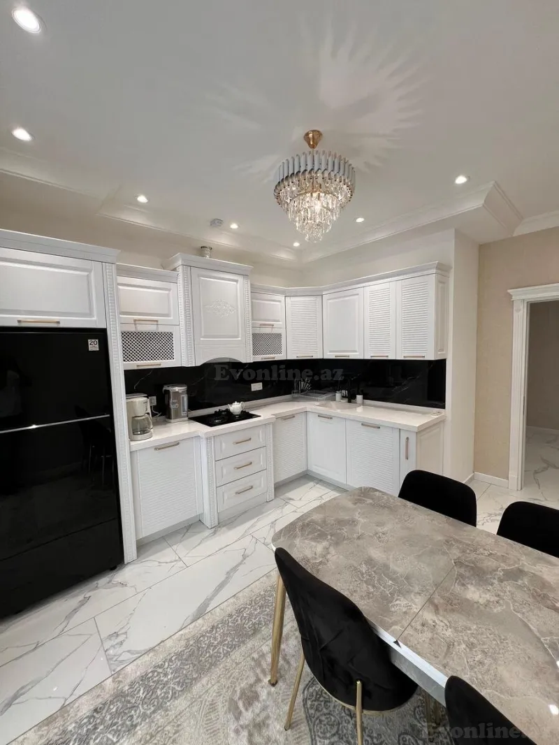 Satılır 3 otaqlı Mənzil Yeni tikili 148 m² 8 Noyabr m. - şəkil 12