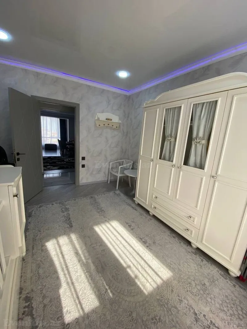 Kirayə verilir 3 otaqlı Mənzil Yeni tikili 98 m² Badamdar - şəkil 15