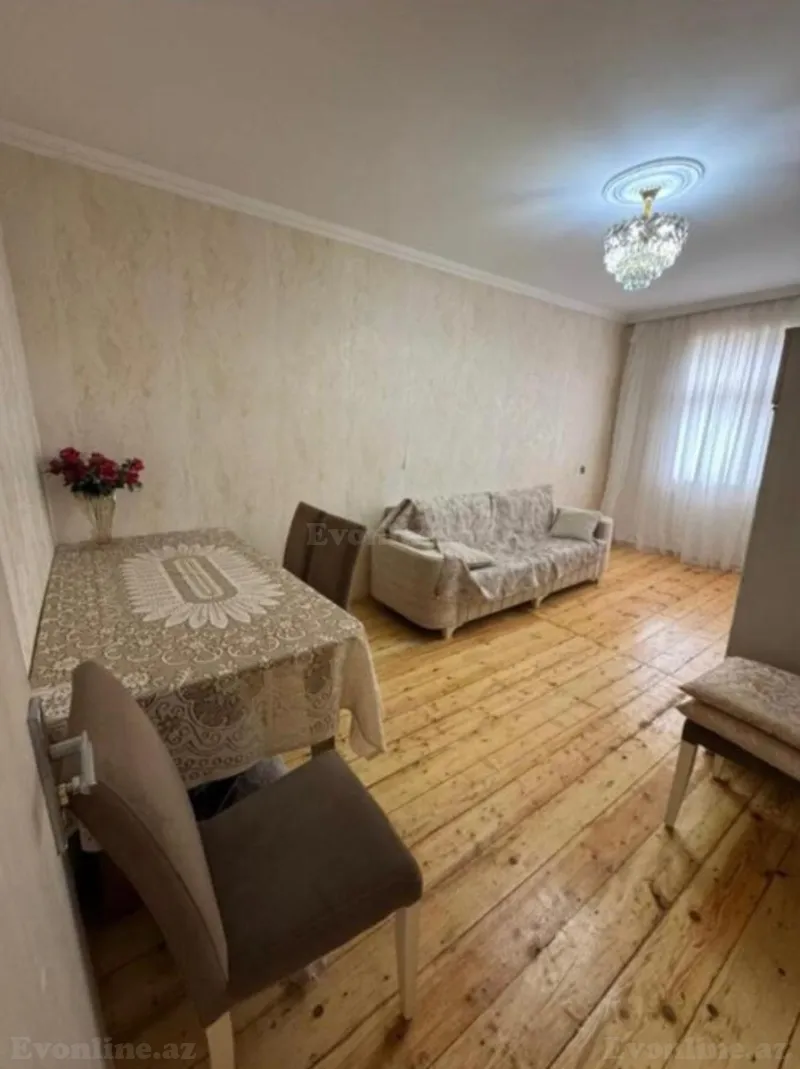 Satılır 2 otaqlı Mənzil Köhnə tikili 65 m² Həzi Aslanov