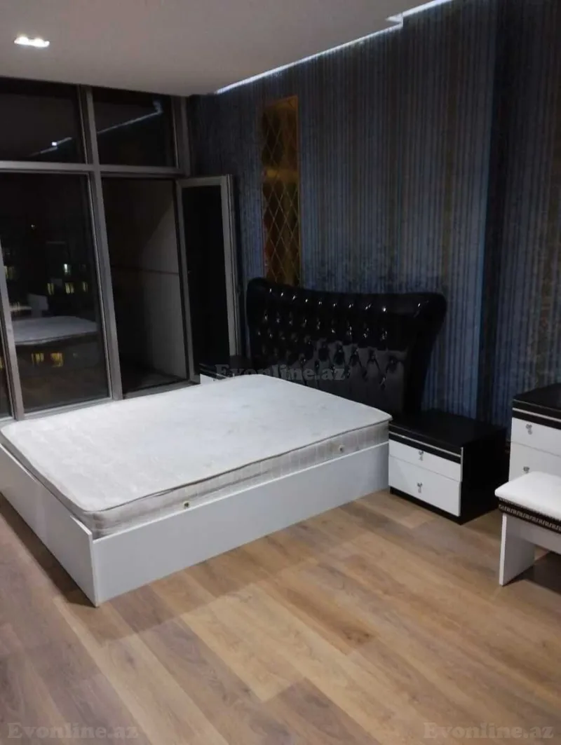 Kirayə verilir 3 otaqlı Mənzil Yeni tikili 150 m² Yasamal - şəkil 8
