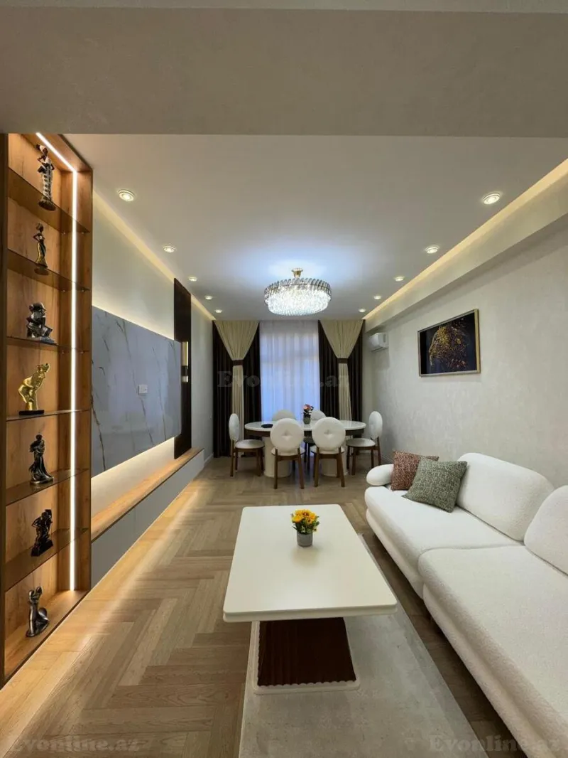 Satılır 3 otaqlı Mənzil Yeni tikili 135 m² Badamdar