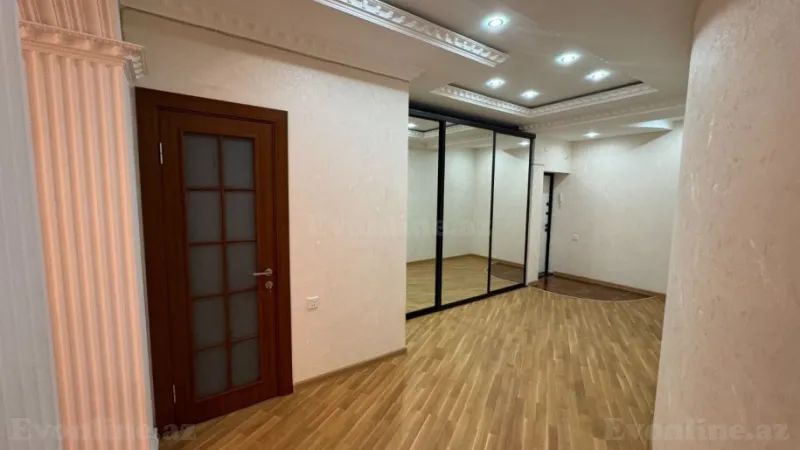 Kirayə verilir 3 otaqlı Mənzil Yeni tikili 170 m² İnşaatçılar m. - şəkil 12
