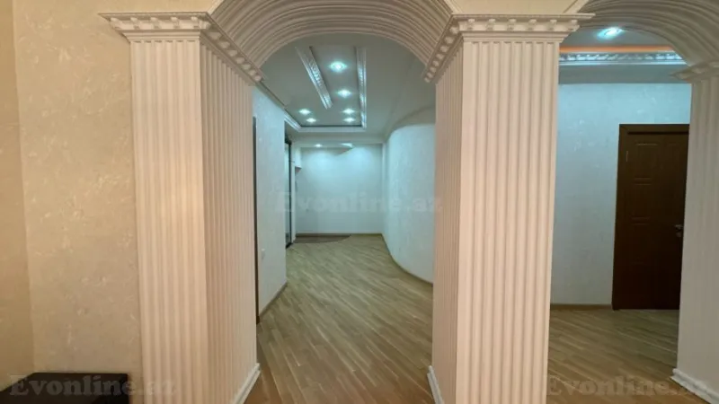 Kirayə verilir 3 otaqlı Mənzil Yeni tikili 170 m² İnşaatçılar m. - şəkil 13