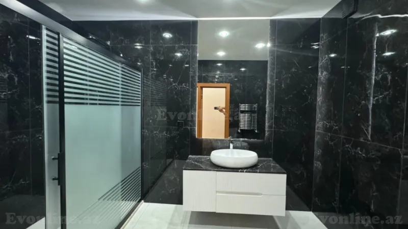 Kirayə verilir 3 otaqlı Mənzil Yeni tikili 170 m² İnşaatçılar m. - şəkil 15