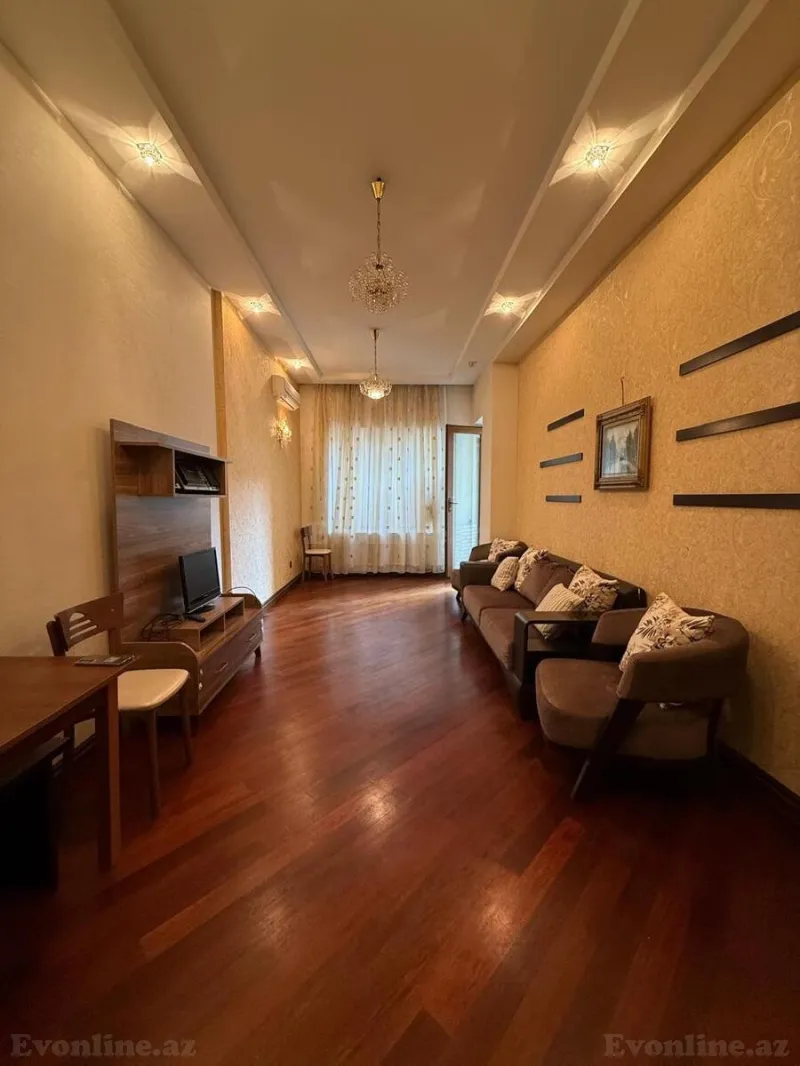 Kirayə verilir 2 otaqlı Mənzil Yeni tikili 90 m² 8 Noyabr m.