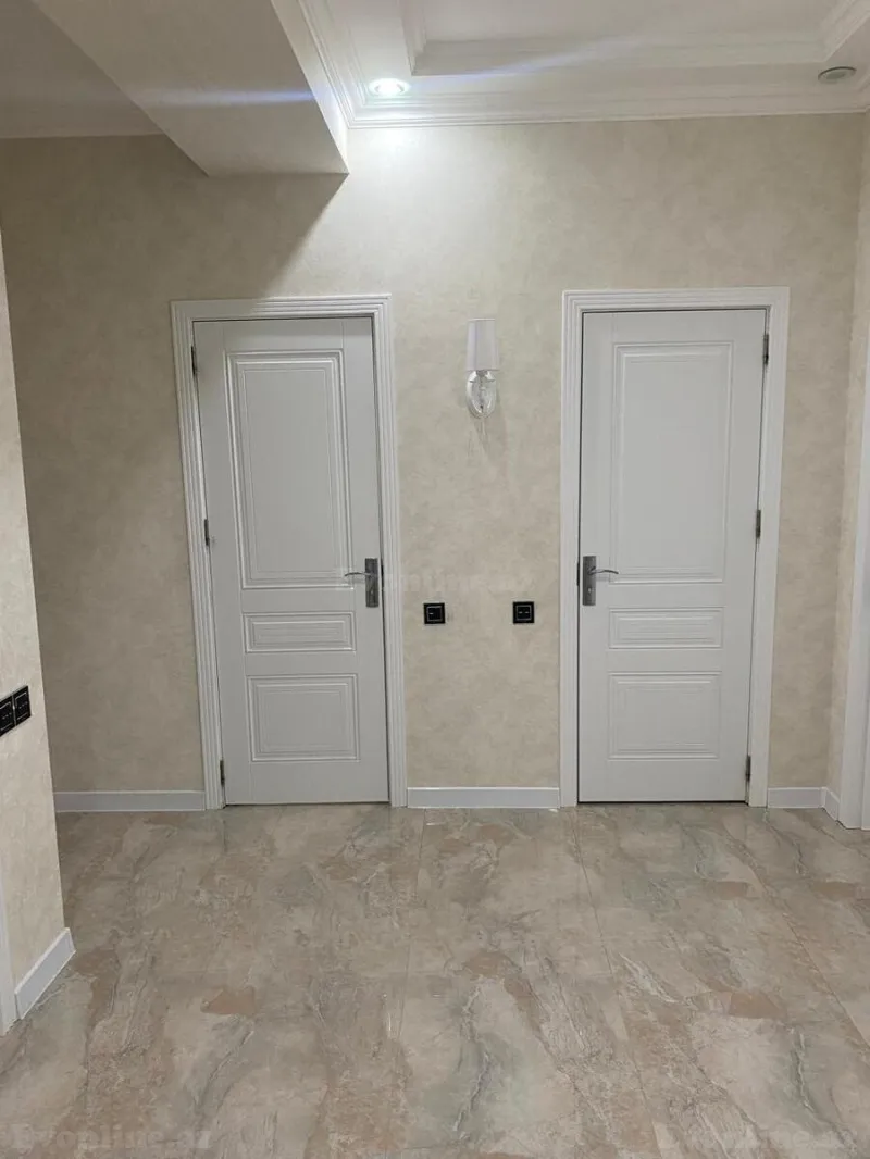 Satılır 3 otaqlı Mənzil Yeni tikili 106 m² Qaraçuxur