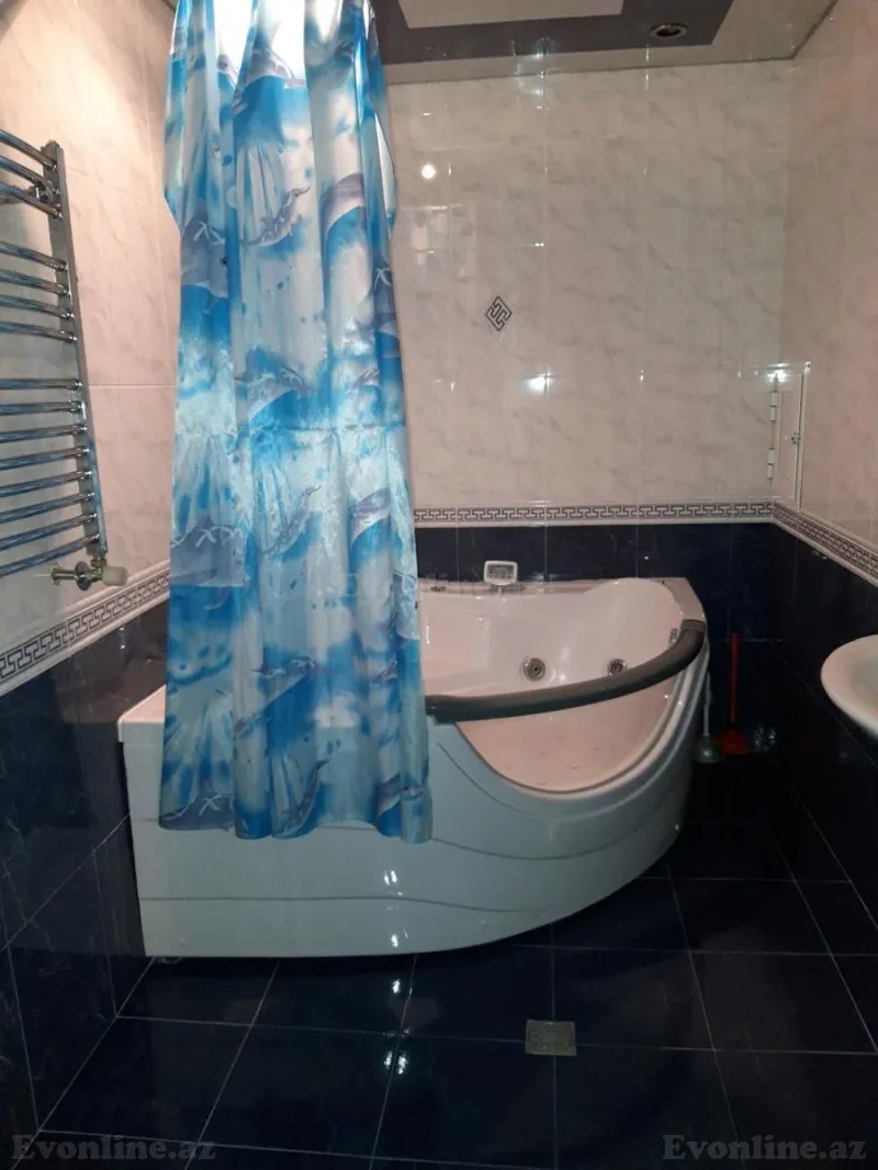 Kirayə verilir 4 otaqlı Mənzil Yeni tikili 220 m² Gənclik m. - şəkil 18