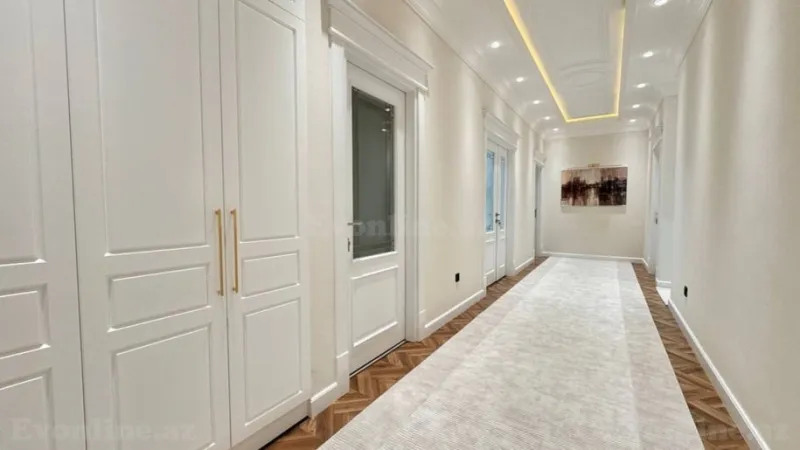 Kirayə verilir 3 otaqlı Mənzil Yeni tikili 140 m² Nizami m. - şəkil 2