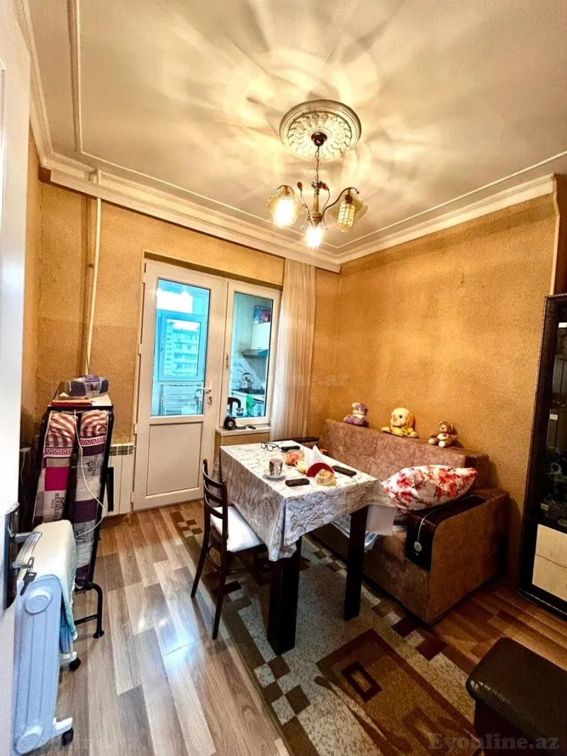 Satılır 2 otaqlı Mənzil Köhnə tikili 45 m² Yeni Yasamal - şəkil 7