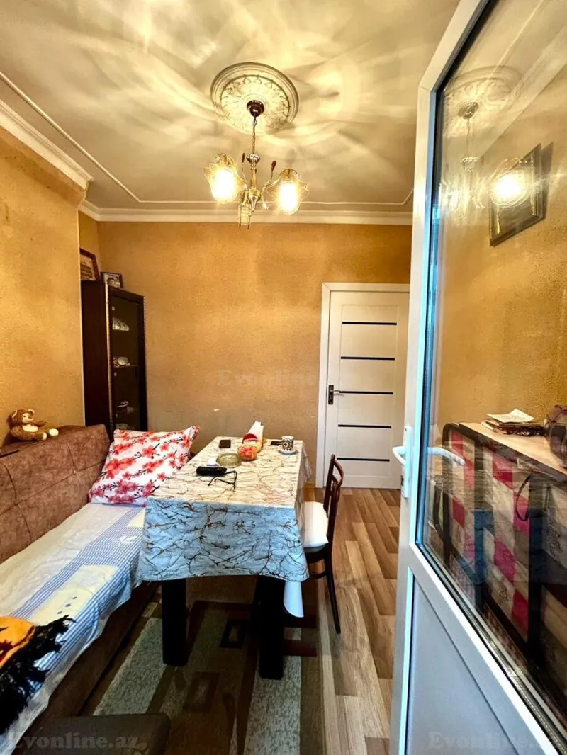 Satılır 2 otaqlı Mənzil Köhnə tikili 45 m² Yeni Yasamal - şəkil 8