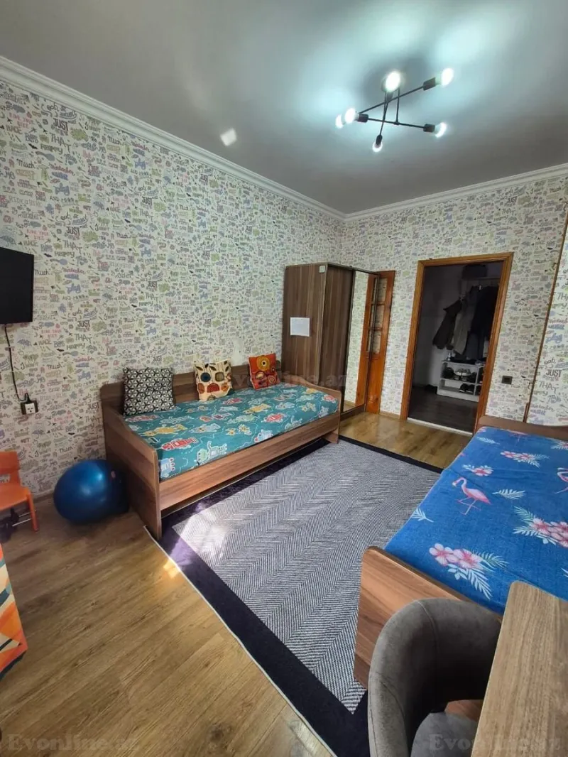 Satılır 4 otaqlı Mənzil Köhnə tikili 100 m² Həzi Aslanov m. - şəkil 5