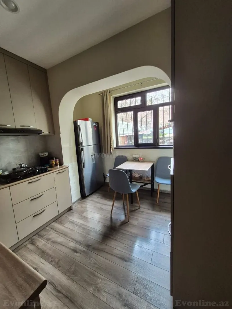 Satılır 4 otaqlı Mənzil Köhnə tikili 100 m² Həzi Aslanov m. - şəkil 12