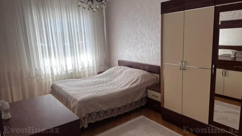 Satılır 4 otaqlı Mənzil Köhnə tikili 110 m² Yeni Yasamal - şəkil 6