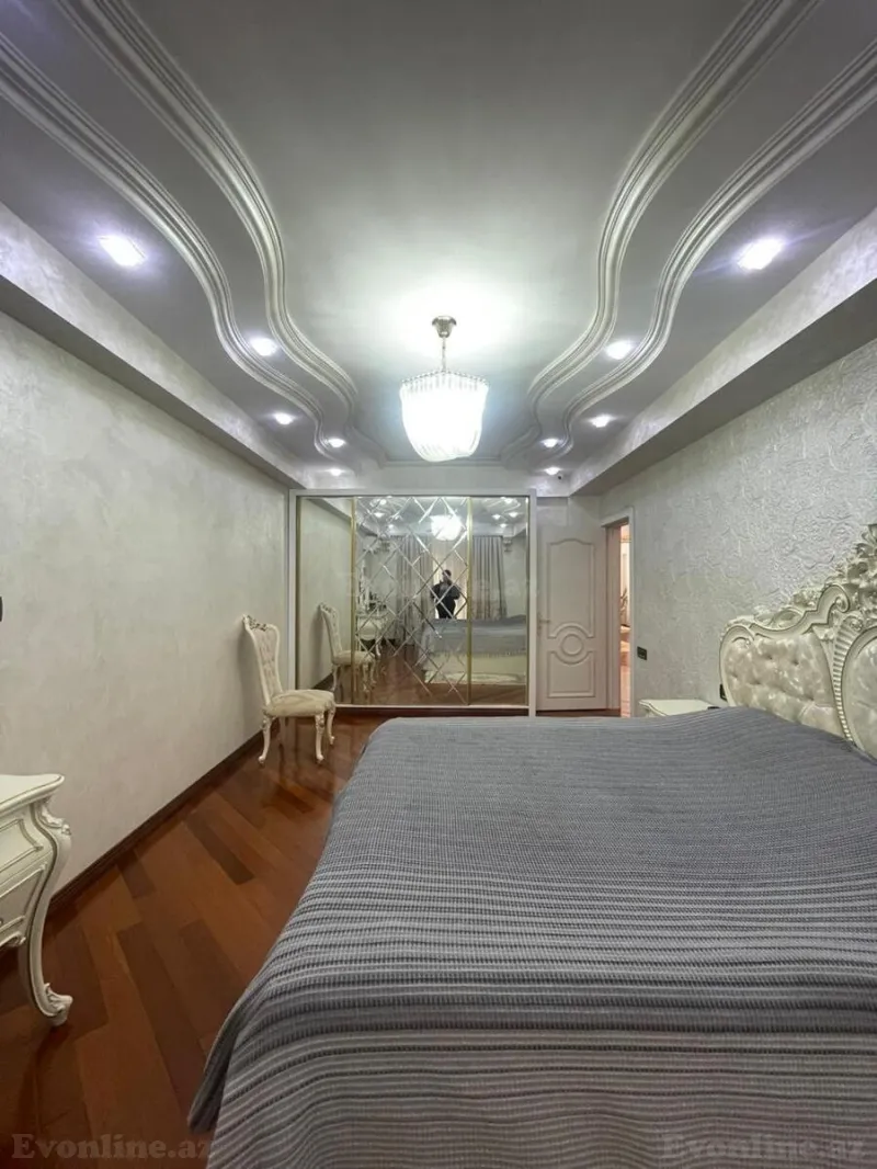 Satılır 4 otaqlı Mənzil Yeni tikili 170 m² Badamdar - şəkil 23