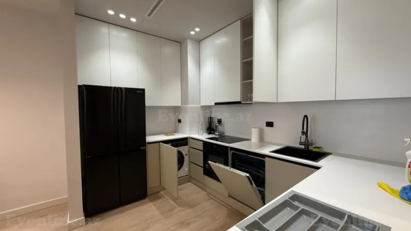 Kirayə verilir 3 otaqlı Mənzil Yeni tikili 120 m² Xətai r. - şəkil 8