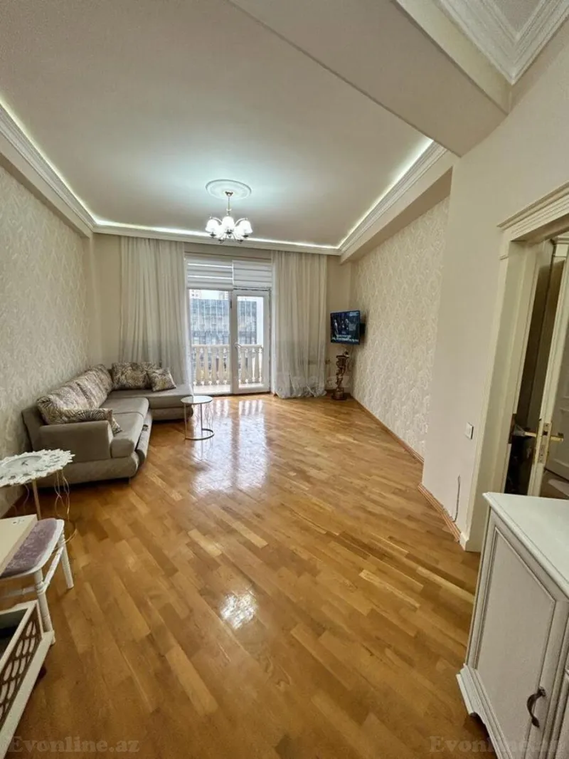 Kirayə verilir 2 otaqlı Mənzil Yeni tikili 60 m² Xətai r.