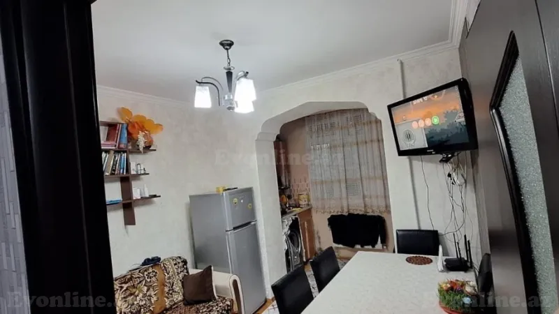 Satılır 2 otaqlı Mənzil Köhnə tikili 40 m² Suraxanı r.