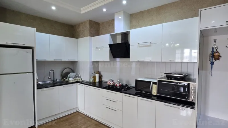 Satılır 2 otaqlı Mənzil Yeni tikili 60 m² İnşaatçılar m. - şəkil 3