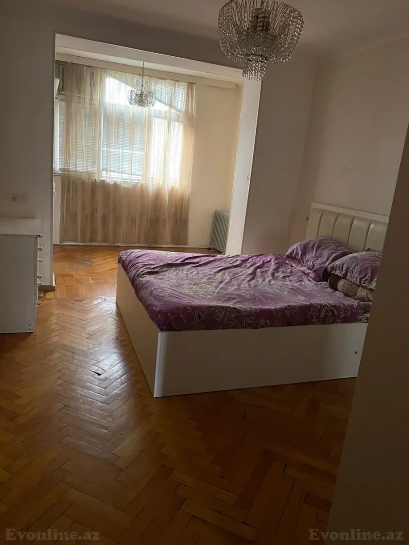 Satılır 3 otaqlı Mənzil Köhnə tikili 75 m² Yasamal - şəkil 2