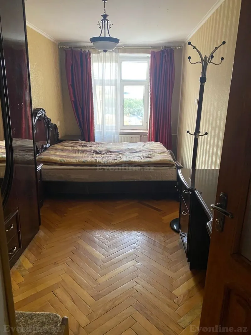 Satılır 3 otaqlı Mənzil Köhnə tikili 75 m² Yasamal - şəkil 3