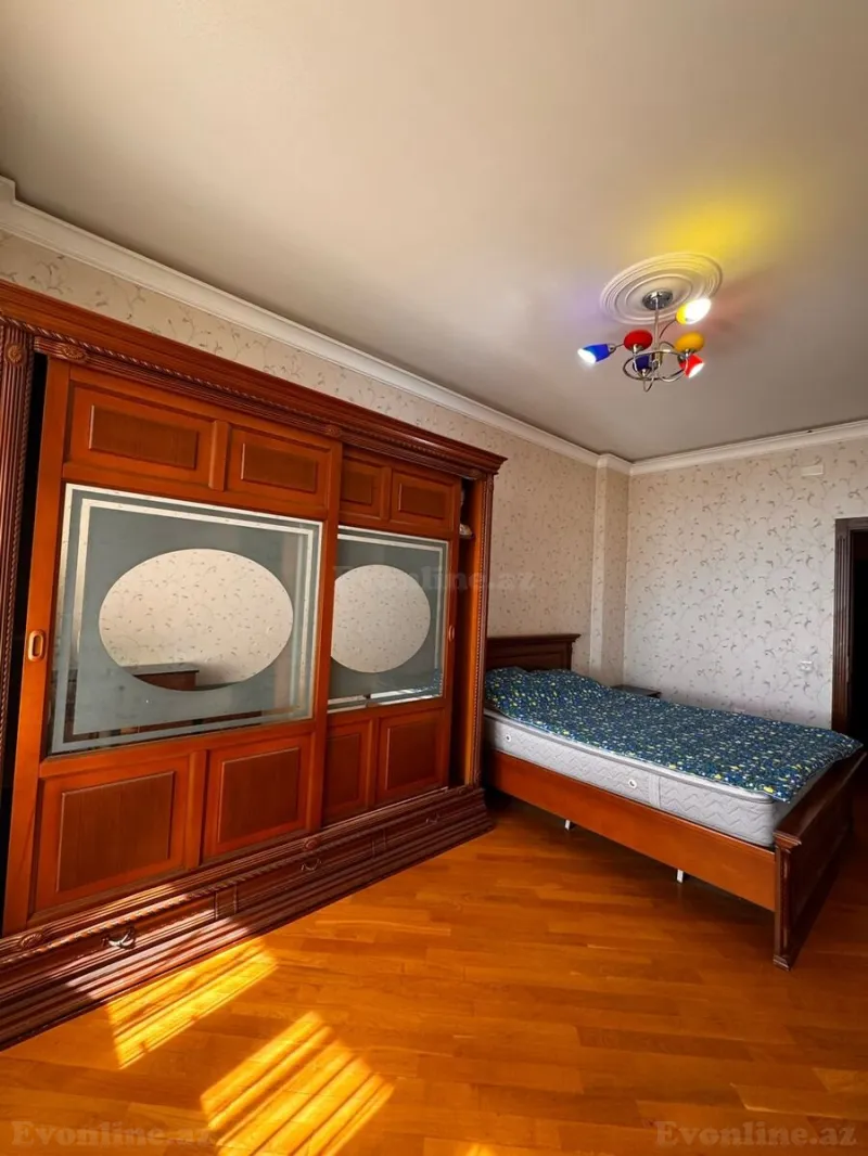 Kirayə verilir 3 otaqlı Mənzil Yeni tikili 140 m² Nizami m. - şəkil 11