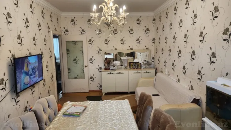 Satılır 3 otaqlı Mənzil Köhnə tikili 80 m² Həzi Aslanov