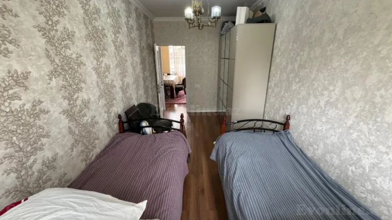 Satılır 2 otaqlı Mənzil Köhnə tikili 55 m² 5-ci mikrorayon - şəkil 4