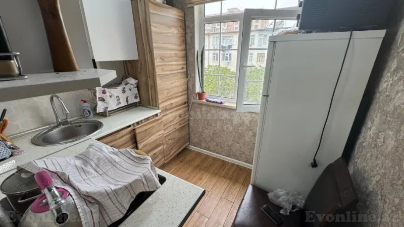 Satılır 2 otaqlı Mənzil Köhnə tikili 55 m² 5-ci mikrorayon - şəkil 5