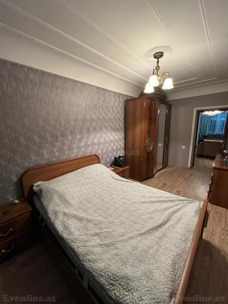 Satılır 3 otaqlı Mənzil Köhnə tikili 80 m² Elmlər Akademiyası m. - şəkil 7