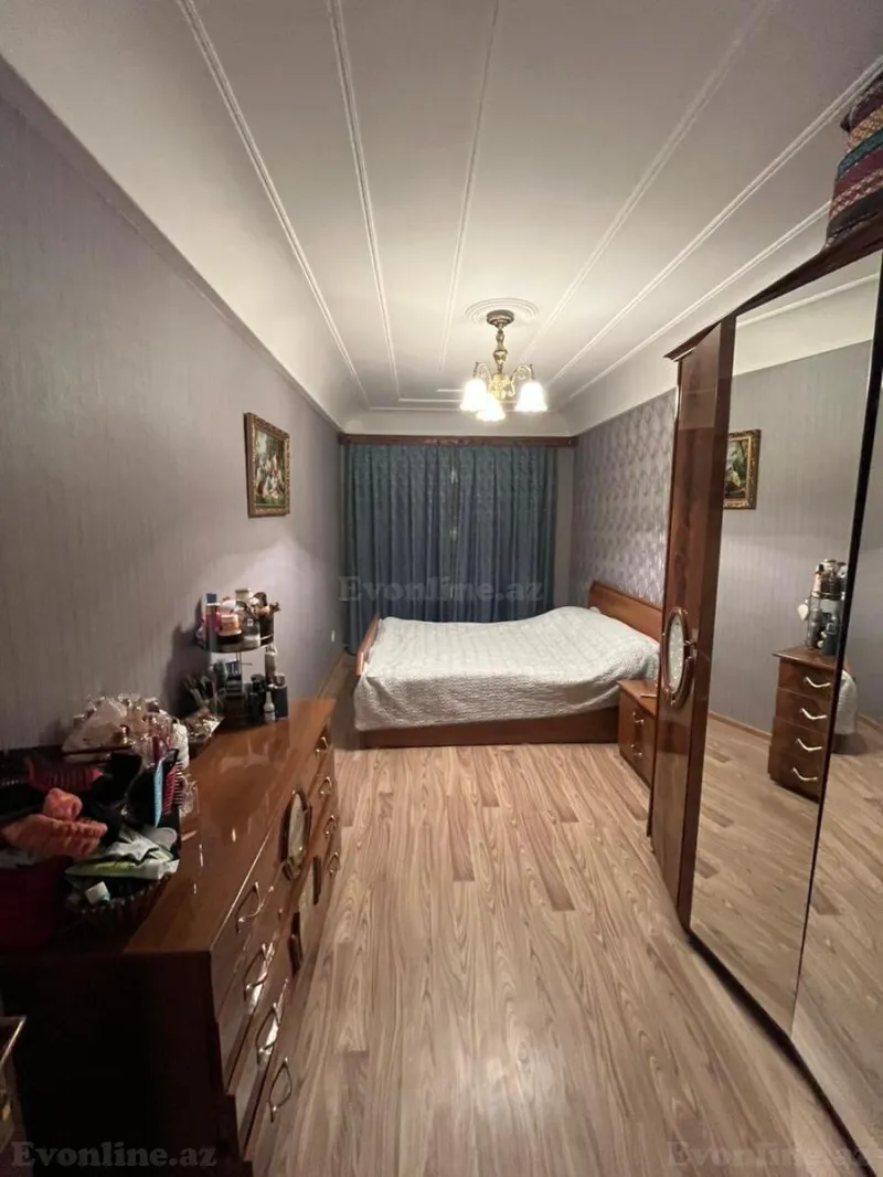 Satılır 3 otaqlı Mənzil Köhnə tikili 80 m² Elmlər Akademiyası m. - şəkil 9