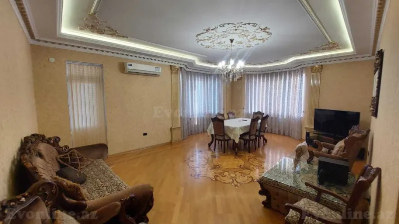 Kirayə verilir 4 otaqlı Mənzil Yeni tikili 220 m² Nəriman Nərimanov m.
