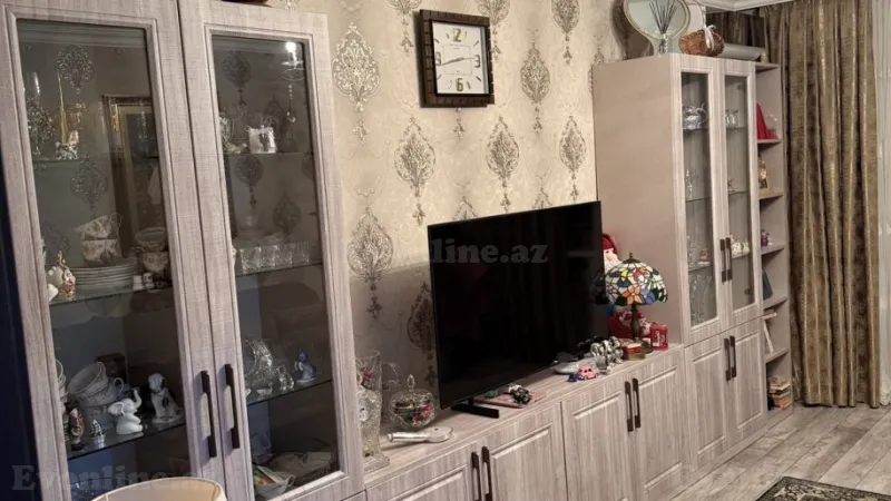 Satılır 2 otaqlı Mənzil Köhnə tikili 55 m² Badamdar