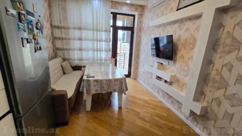 Satılır 2 otaqlı Mənzil Yeni tikili 65 m² Neftçilər m. - şəkil 3