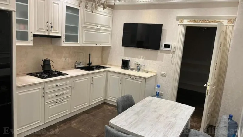 Kirayə verilir 4 otaqlı Mənzil Yeni tikili 150 m² Nəriman Nərimanov m. - şəkil 20