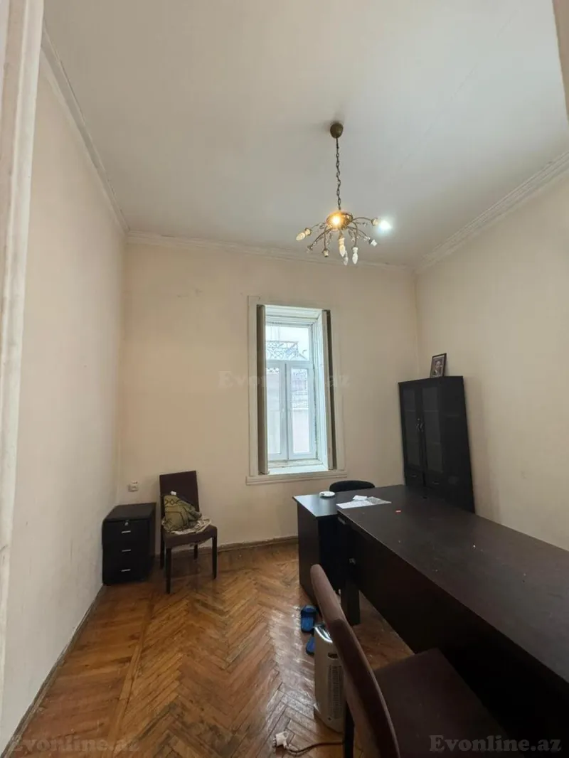 Satılır 3 otaqlı Mənzil Köhnə tikili 90 m² İçərişəhər m. - şəkil 6