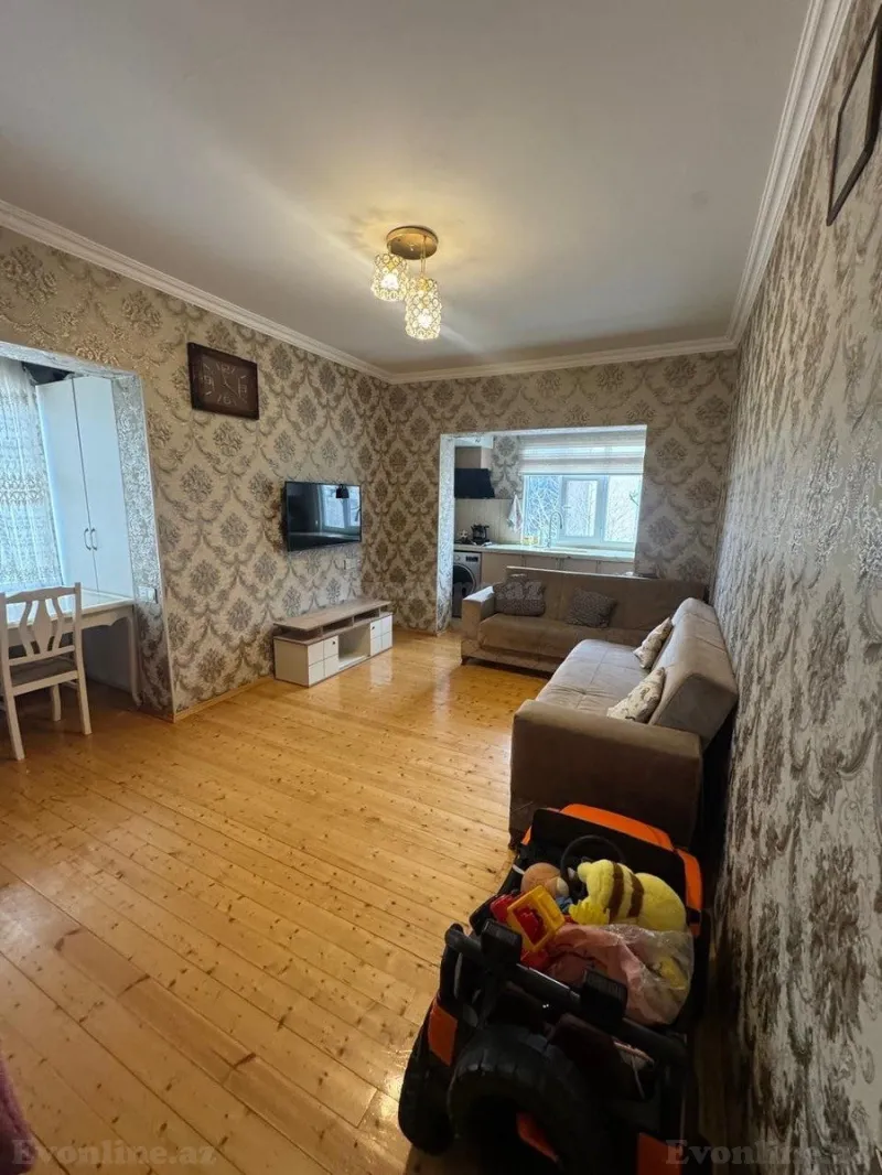 Kirayə verilir 2 otaqlı Mənzil Köhnə tikili 50 m² Sabunçu r.