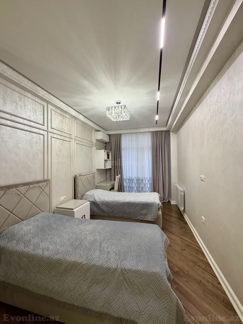 Satılır 4 otaqlı Mənzil Yeni tikili 185 m² Xətai m. - şəkil 13